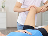 ganzheitliche Therapien und neue Ansätze bei Knie-Reha schnelle Regeneration des Knies nach Reha